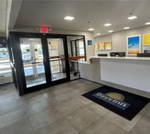 Days Inn Atlanta Stone Mountain Lobby