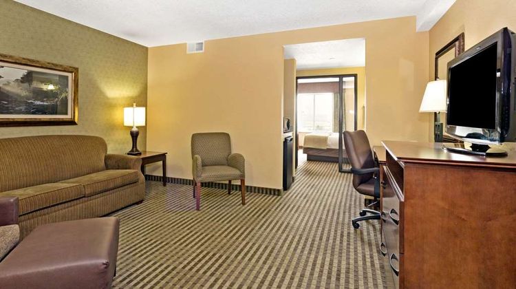 Days Inn Cheyenne Suite