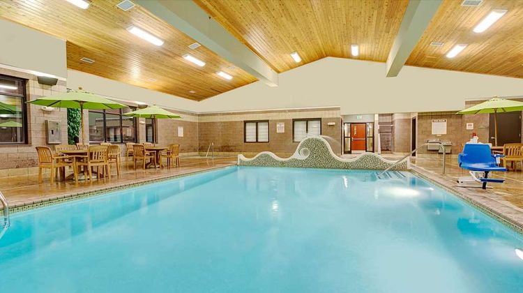 Days Inn Cheyenne Pool