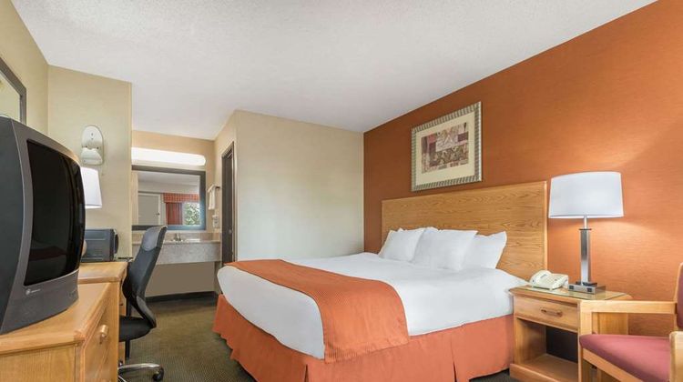 Days Inn Columbus Fairgrounds Room