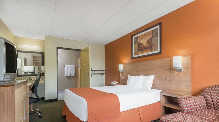 Days Inn Columbus Fairgrounds Room