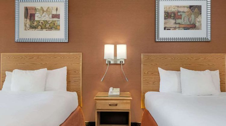 Days Inn Columbus Fairgrounds Room