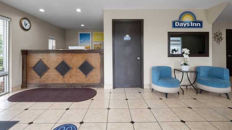 Days Inn Augusta Wheeler Road Lobby