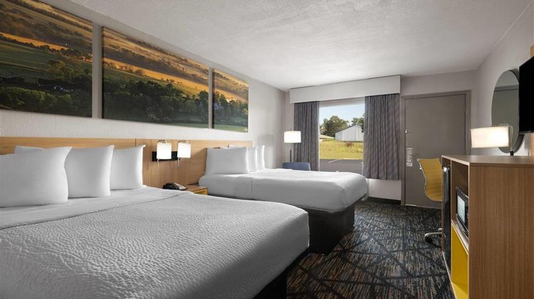 Days Inn Augusta Wheeler Road Room