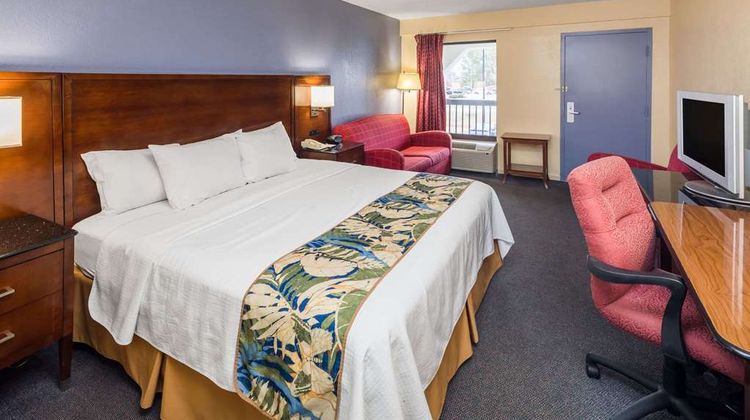 Days Inn Walterboro Room