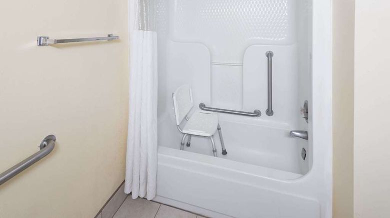 <b>Days Inn Walterboro Room</b>. Images powered by <a href="https://iceportal.shijigroup.com/" title="IcePortal" target="_blank">IcePortal</a>.