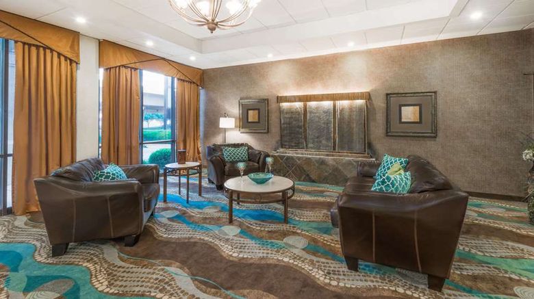 <b>Wyndham Garden Wichita Downtown Lobby</b>. Images powered by <a href="https://iceportal.shijigroup.com/" title="IcePortal" target="_blank">IcePortal</a>.