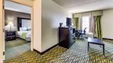 Wyndham Garden Wichita Downtown Suite