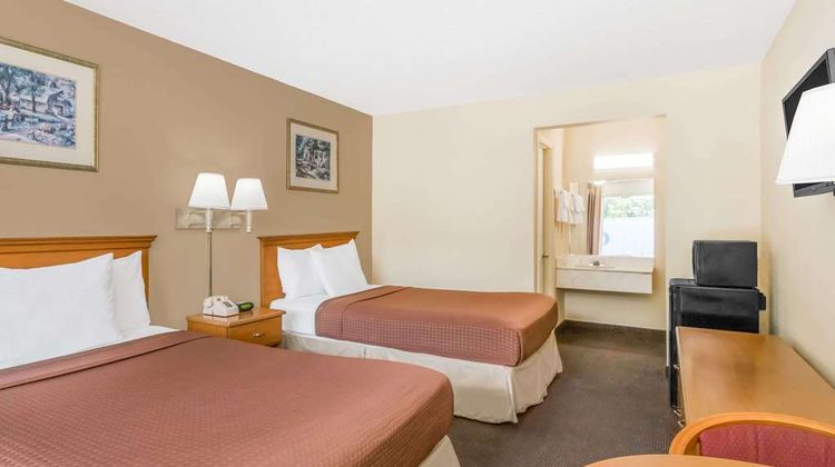 Days Inn Christiansburg Room