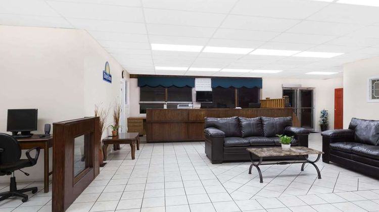 Days Inn Christiansburg Lobby