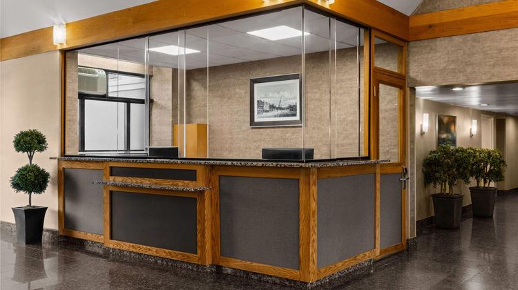 Days Inn Lanham Washington D.C Lobby