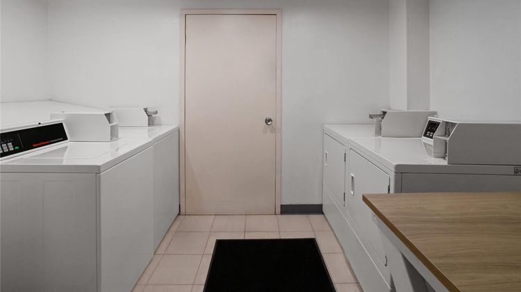 Days Inn Lanham Washington D.C Other