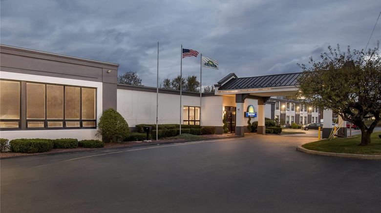 <b>Days Inn Liberty Exterior</b>. Images powered by <a href="https://iceportal.shijigroup.com/" title="IcePortal" target="_blank">IcePortal</a>.