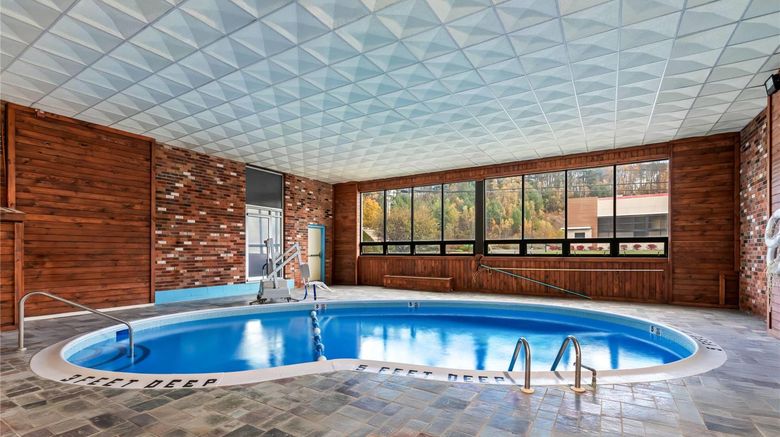 <b>Days Inn Liberty Pool</b>. Images powered by <a href="https://iceportal.shijigroup.com/" title="IcePortal" target="_blank">IcePortal</a>.