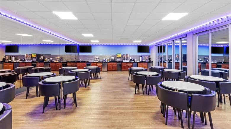 <b>Days Inn Liberty Restaurant</b>. Images powered by <a href="https://iceportal.shijigroup.com/" title="IcePortal" target="_blank">IcePortal</a>.