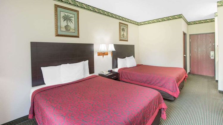 Days Inn Sullivan Room
