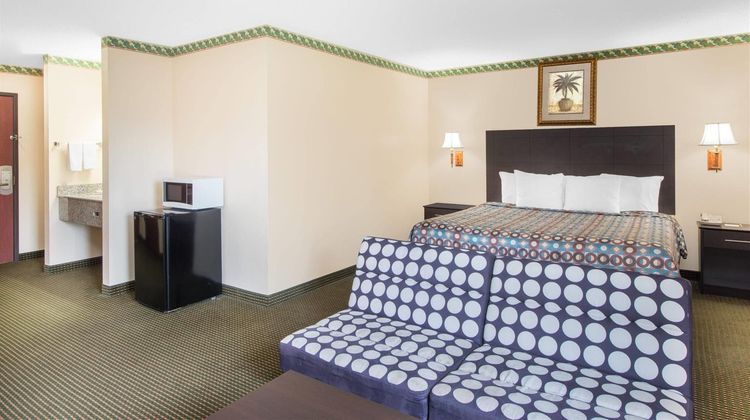Days Inn Sullivan Room