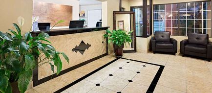 Days Inn by Wyndham Fort Walton Beach Lobby