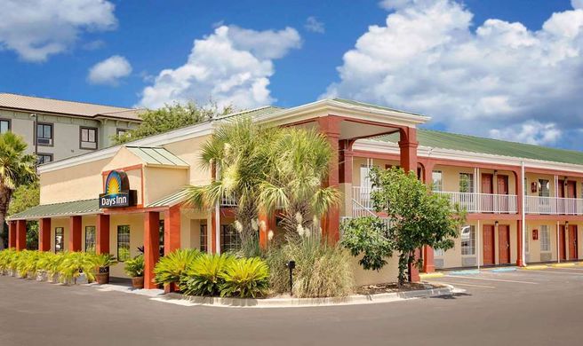 Days Inn by Wyndham Fort Walton Beach Exterior