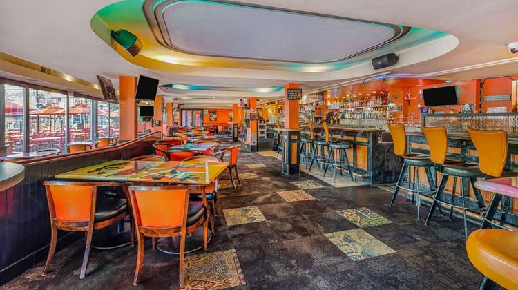 Days Inn Victoria on the Harbour Restaurant