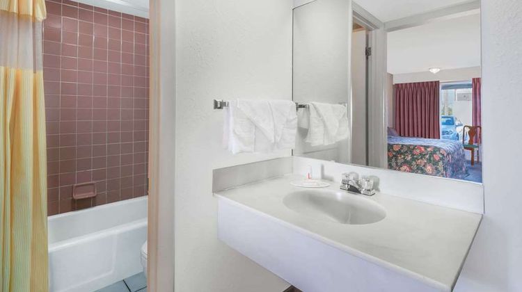 Days Inn - Mt. Sterling Room