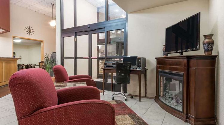 Days Inn Gillette Lobby