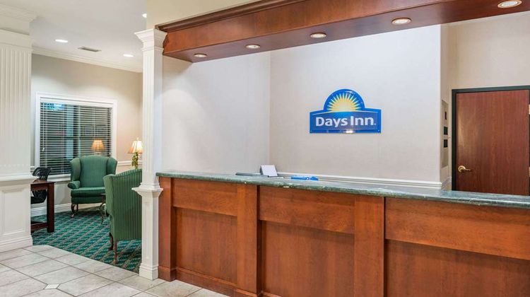Days Inn Paducah Lobby