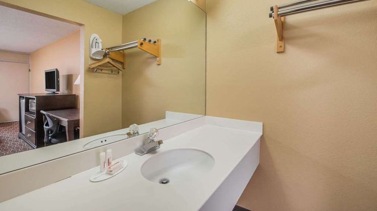 Days Inn Paducah Room