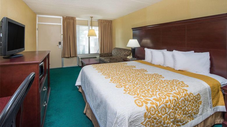 <b>Days Inn Paducah Room</b>. Images powered by <a href="https://iceportal.shijigroup.com/" title="IcePortal" target="_blank">IcePortal</a>.