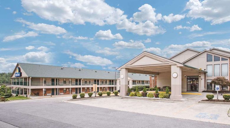 <b>Days Inn Wytheville Exterior</b>. Images powered by <a href="https://iceportal.shijigroup.com/" title="IcePortal" target="_blank">IcePortal</a>.
