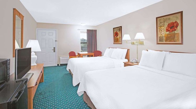 Days Inn Wytheville Room