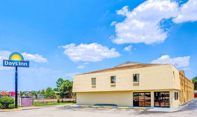 Days Inn Chesapeake Exterior