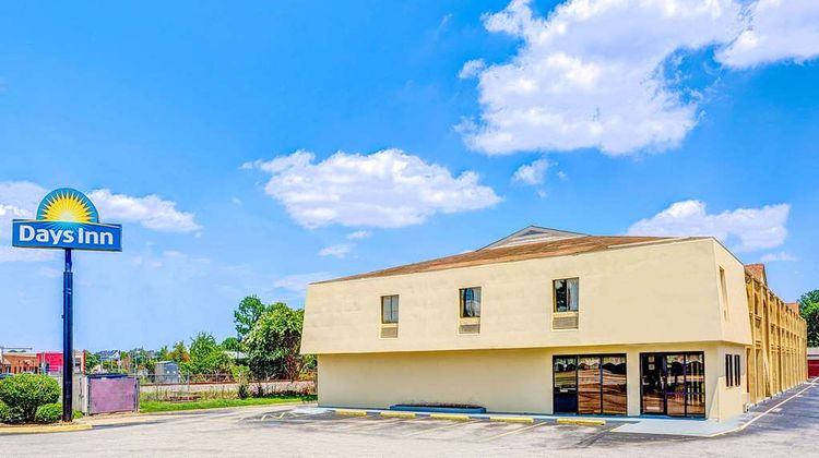 Days Inn Chesapeake Exterior
