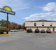 Days Inn Chesapeake Exterior