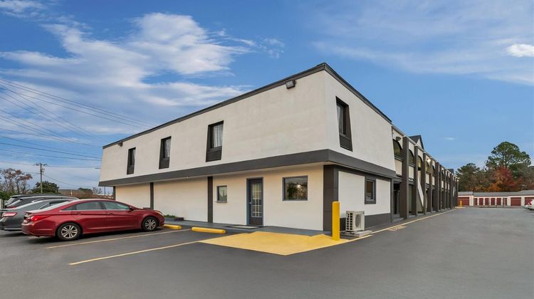 Days Inn Chesapeake Exterior
