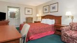 Days Inn & Suites Dayton North Suite
