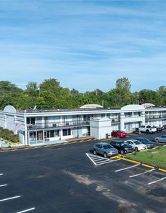 Days Inn & Suites Dayton North