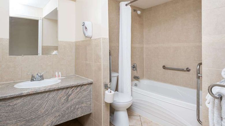 <b>Super 8 Cambridge/Kitchener/WaterlooArea Room</b>. Images powered by <a href="https://iceportal.shijigroup.com/" title="IcePortal" target="_blank">IcePortal</a>.