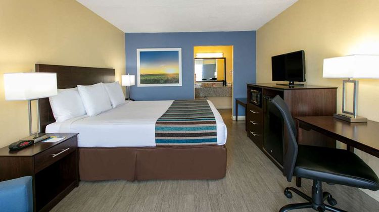 Days Inn Natchez Room