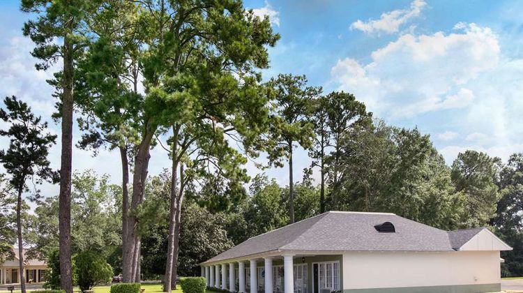 Days Inn Natchez Exterior