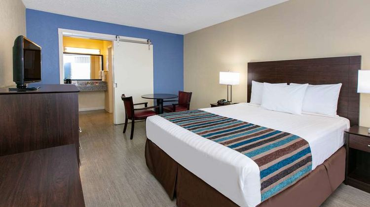 Days Inn Natchez Room