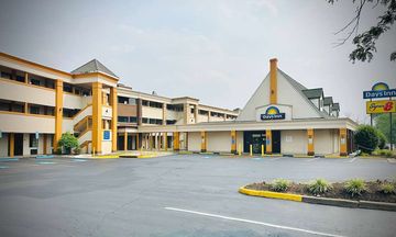 Days Inn Alexandria