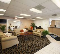 Days Inn Alexandria Lobby