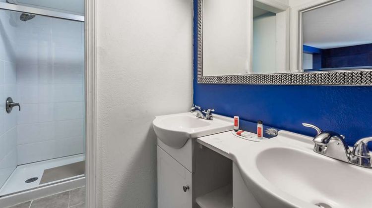 Days Inn Salisbury Room
