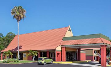 Days Inn Cocoa Cruiseport West at I-95