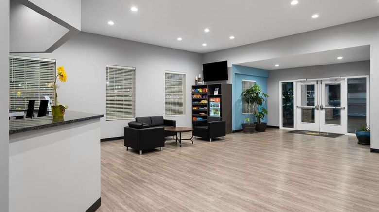 <b>Days Inn Frederick Lobby</b>. Images powered by <a href="https://iceportal.shijigroup.com/" title="IcePortal" target="_blank">IcePortal</a>.
