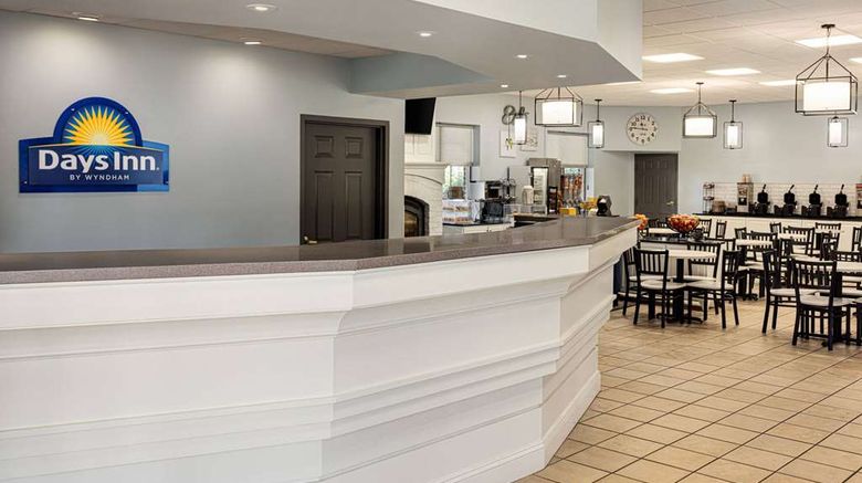 <b>Days Inn by Wyndham Hershey Lobby</b>. Images powered by <a href="https://iceportal.shijigroup.com/" title="IcePortal" target="_blank">IcePortal</a>.