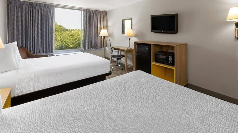 <b>Days Inn Cambridge Room</b>. Images powered by <a href="https://iceportal.shijigroup.com/" title="IcePortal" target="_blank">IcePortal</a>.