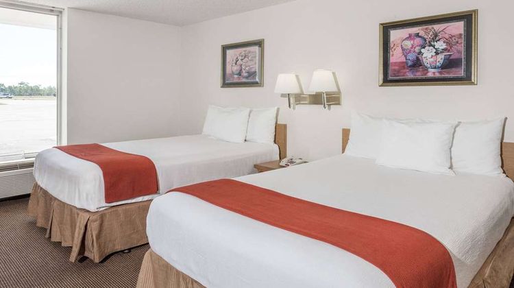 Days Inn by Wyndham Adel Room