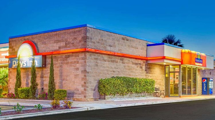 Days Inn Bradenton - Near the Gulf Exterior
